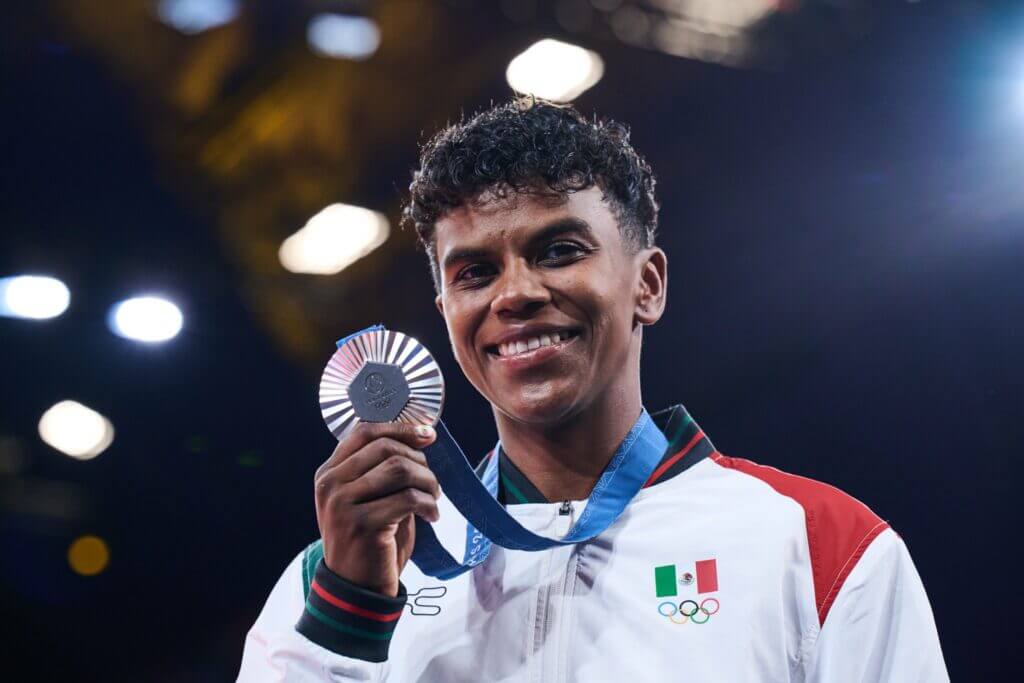 hispanic athletes